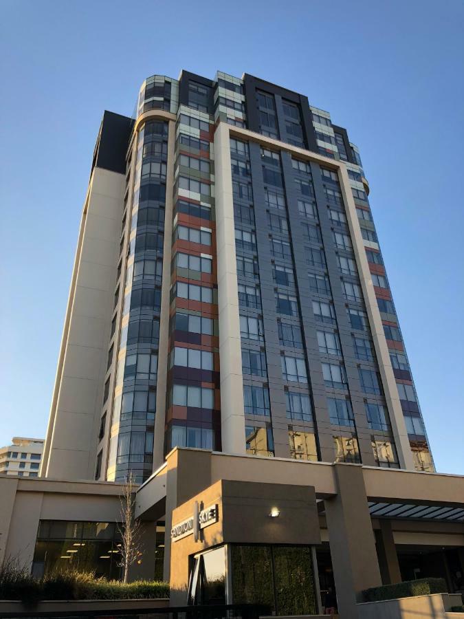 Sandton Skye Suites โจฮันเนสเบิร์ก ภายนอก รูปภาพ